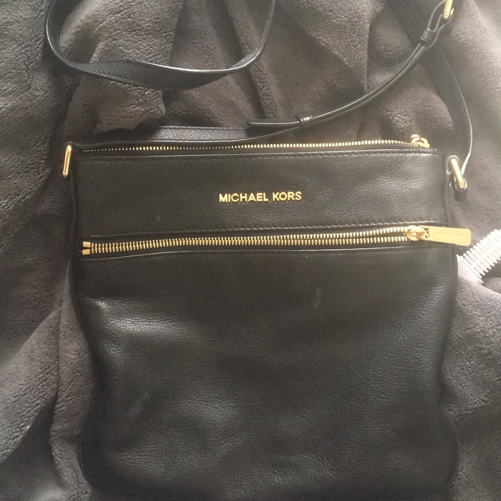 Micheal Kors satchel/cross body handbag